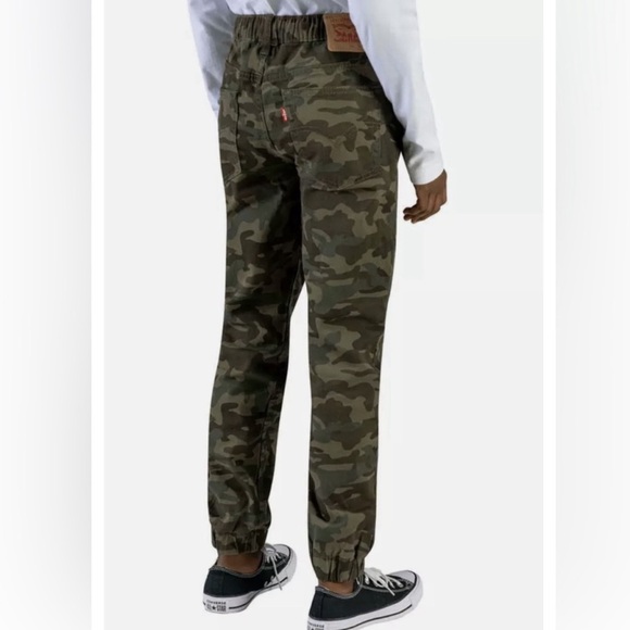 Levi’s Boys Green Camo Joggers Size XL (Unisex) - Picture 1 of 9